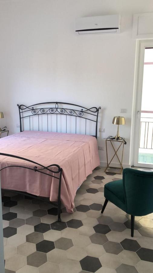 Chiesa Russa Bed & Breakfast Бари Екстериор снимка